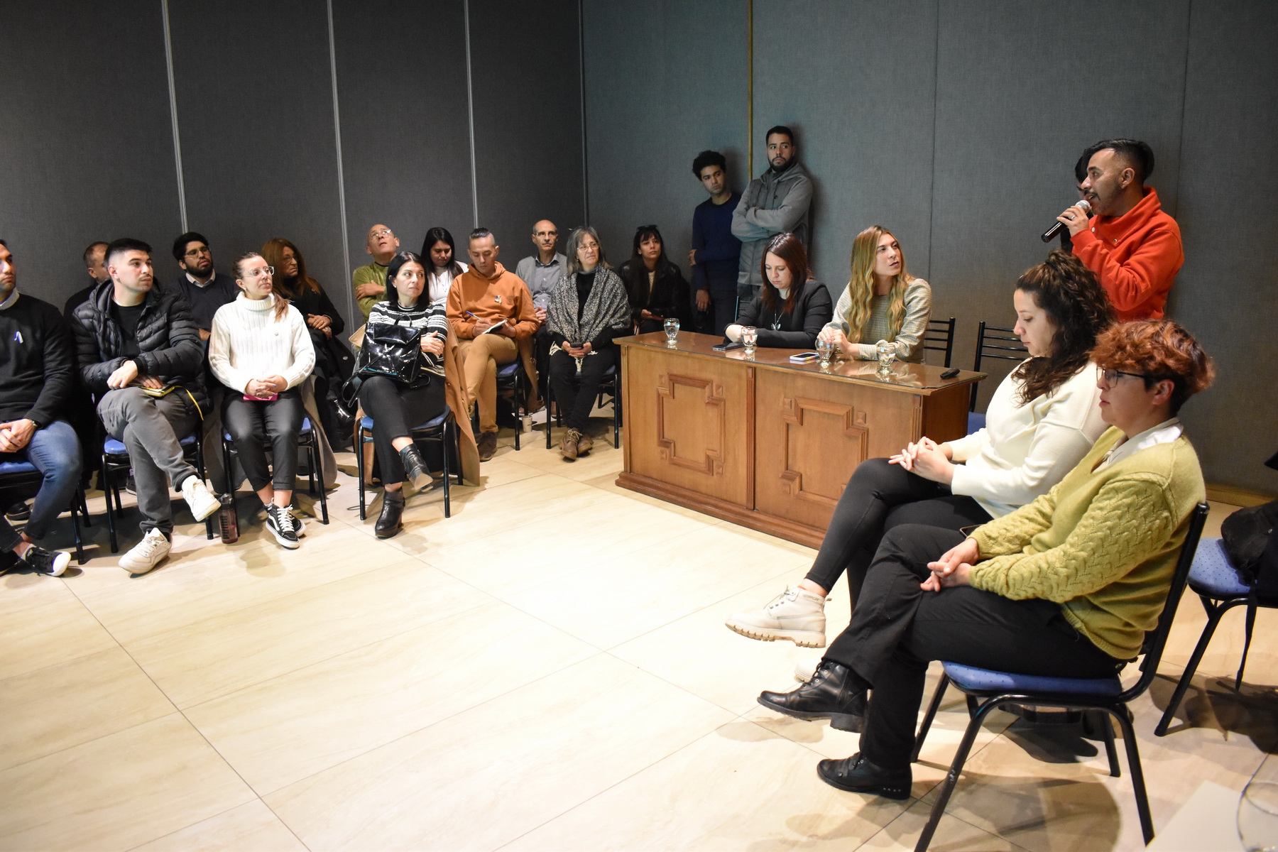 Charla informativa sobre VIH, dentro del marco del “V Encuentro Nacional de la Red Adultxs Positivxs más de 30”