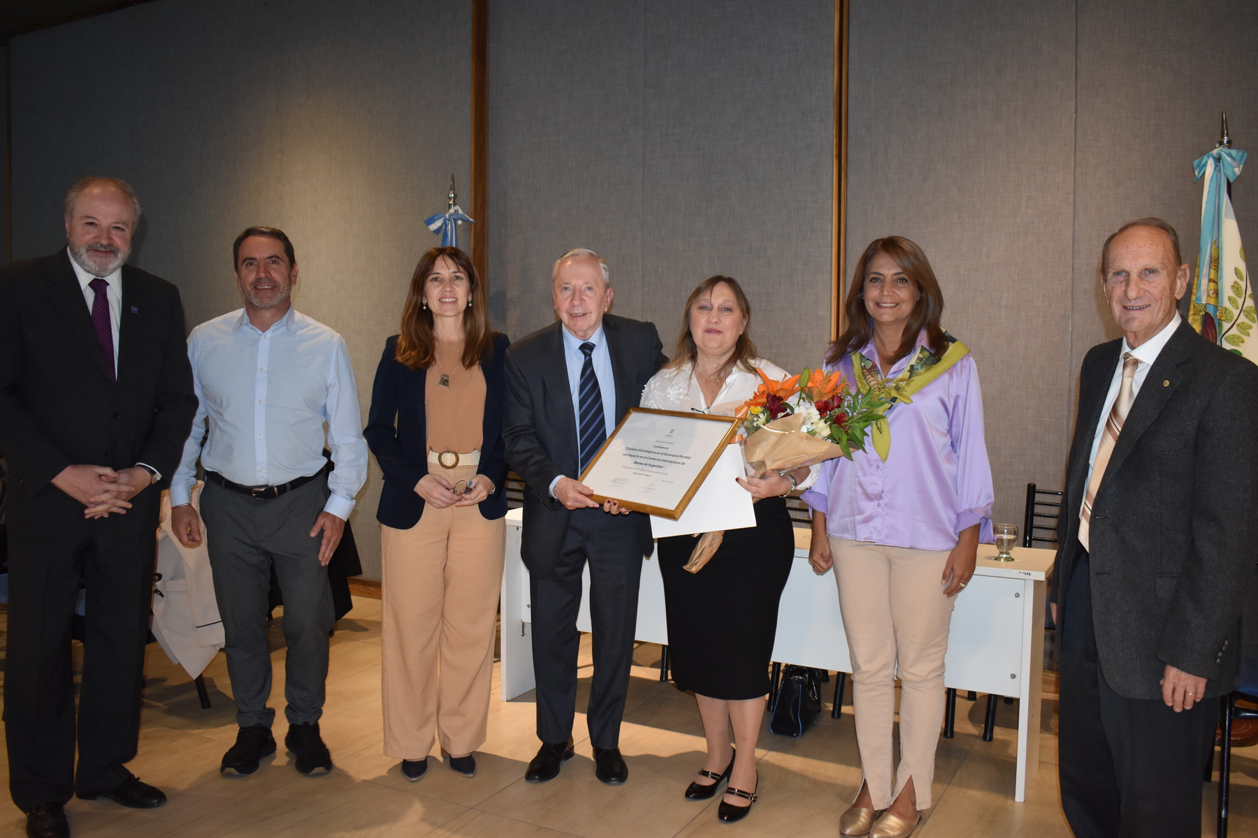 Se realizó  la conferencia “Cambios Estratégicos en el Escenario Mundial, con impacto en el Comercio Internacional de Bienes de Argentina”